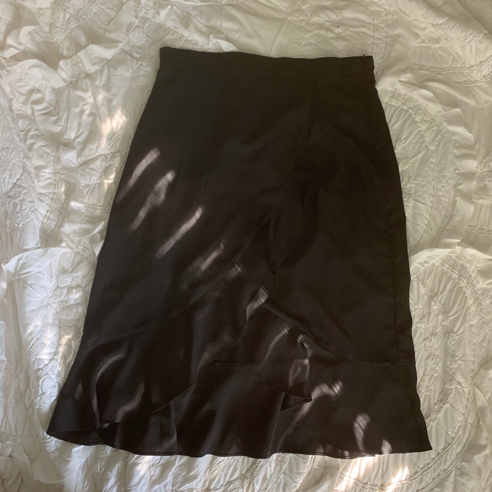 H&M sexy ruffle dressy skirt